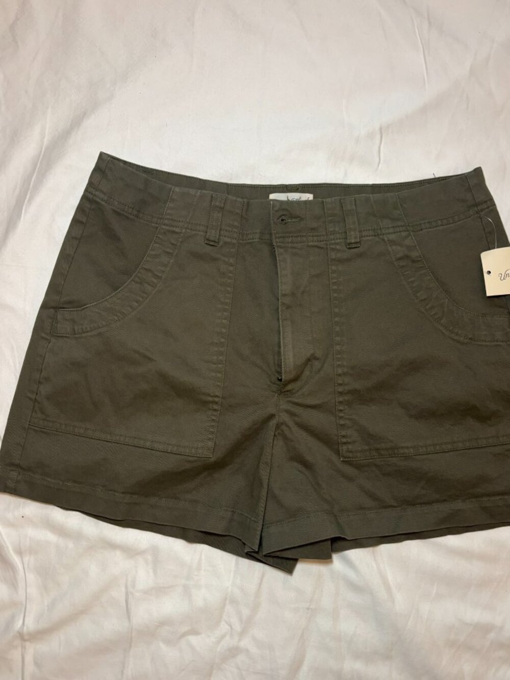 NWT Universal Thread Sz 12 Womens Olive Green Utility Shorts High Rise Pockets